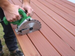 blade to cut composite decking