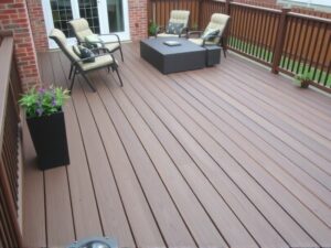 Choosing the Best Composite Decking Materials in Lincoln