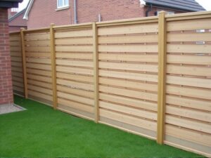 composite slatted fencing uk